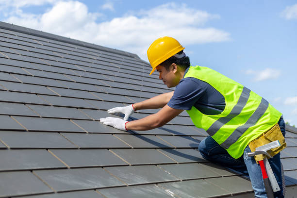 Best Commercial Roofing Services  in Armada, MI